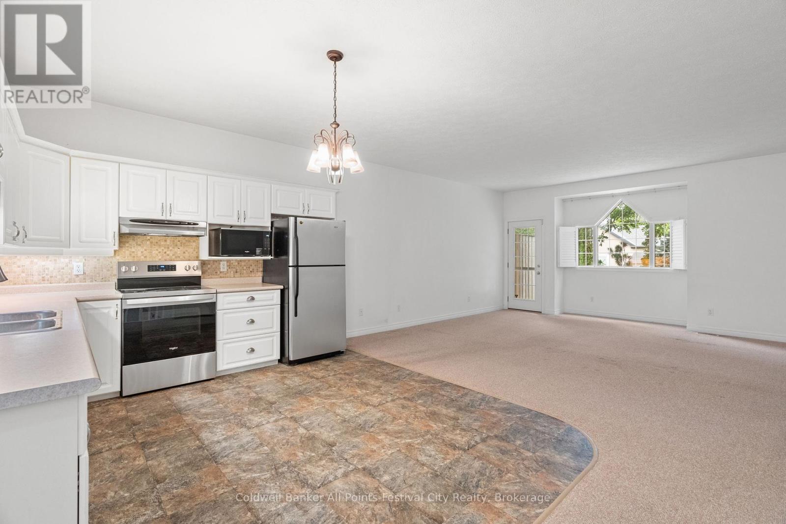 323 Martha Street, Goderich, Ontario  N7A 4M8 - Photo 7 - X12306842