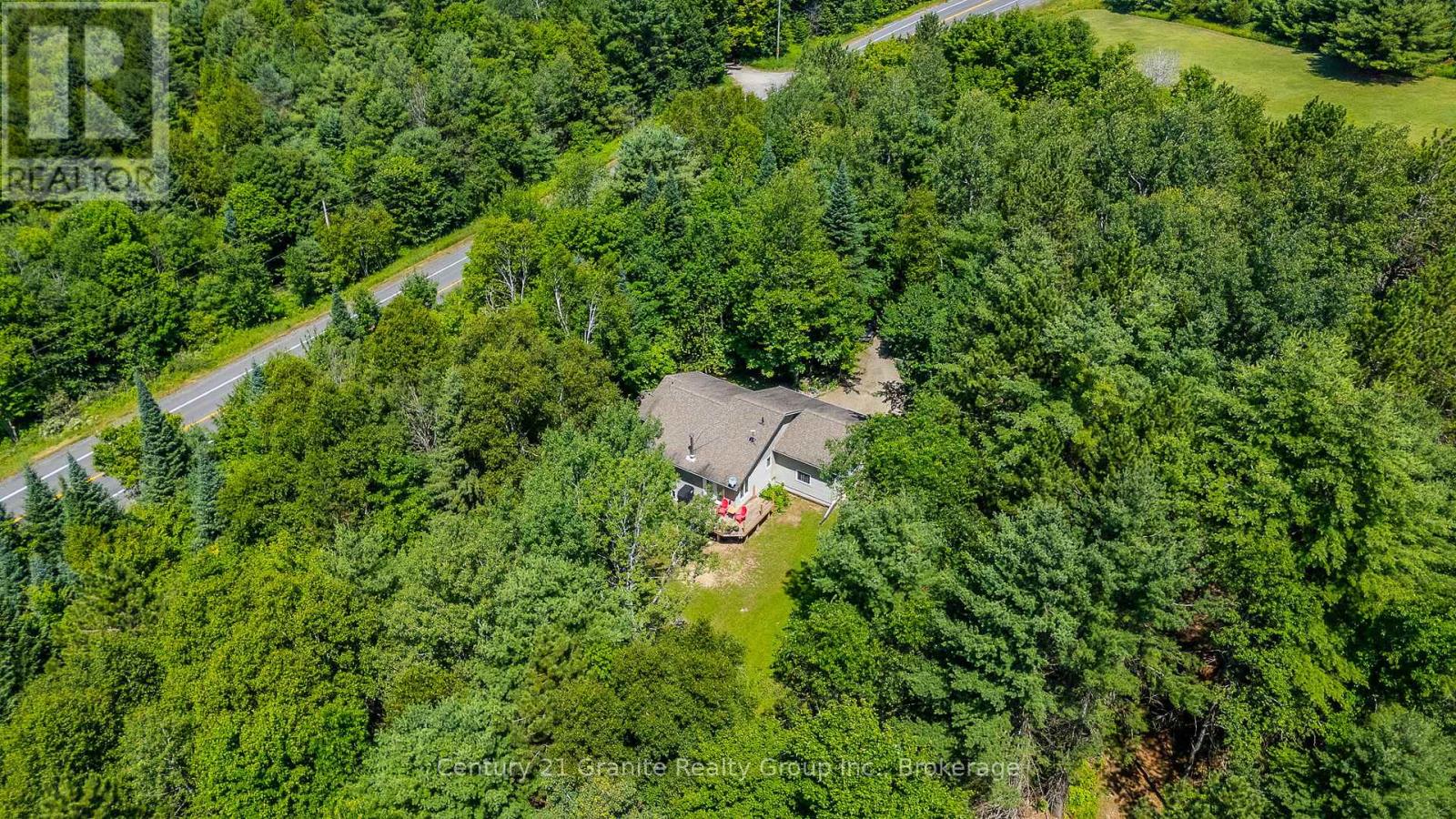 1012 Redner Road, Algonquin Highlands, Ontario  K0M 1S0 - Photo 28 - X12306856