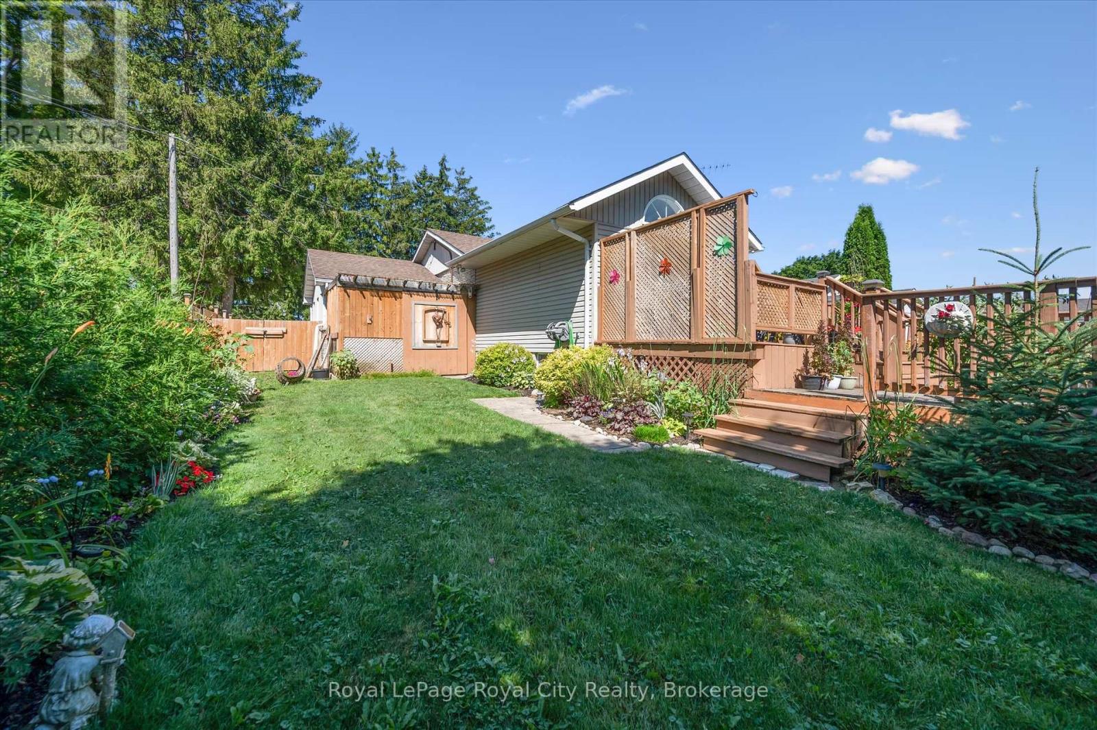 366 Peel Street, Wellington North, Ontario  N0G 2L3 - Photo 37 - X12306950