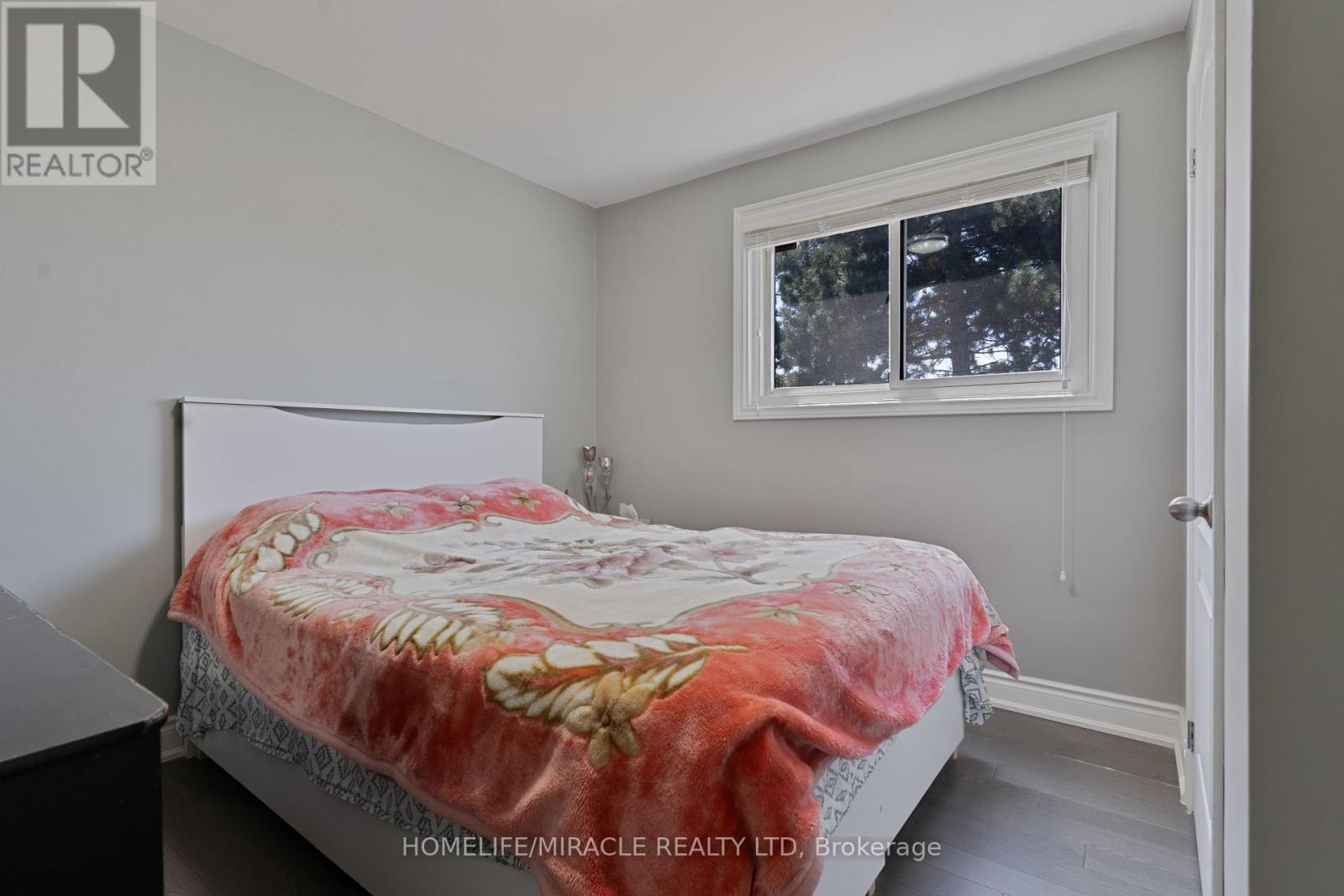 7568 Middleshire Drive, Mississauga, Ontario  L4T 3S2 - Photo 27 - W12306793