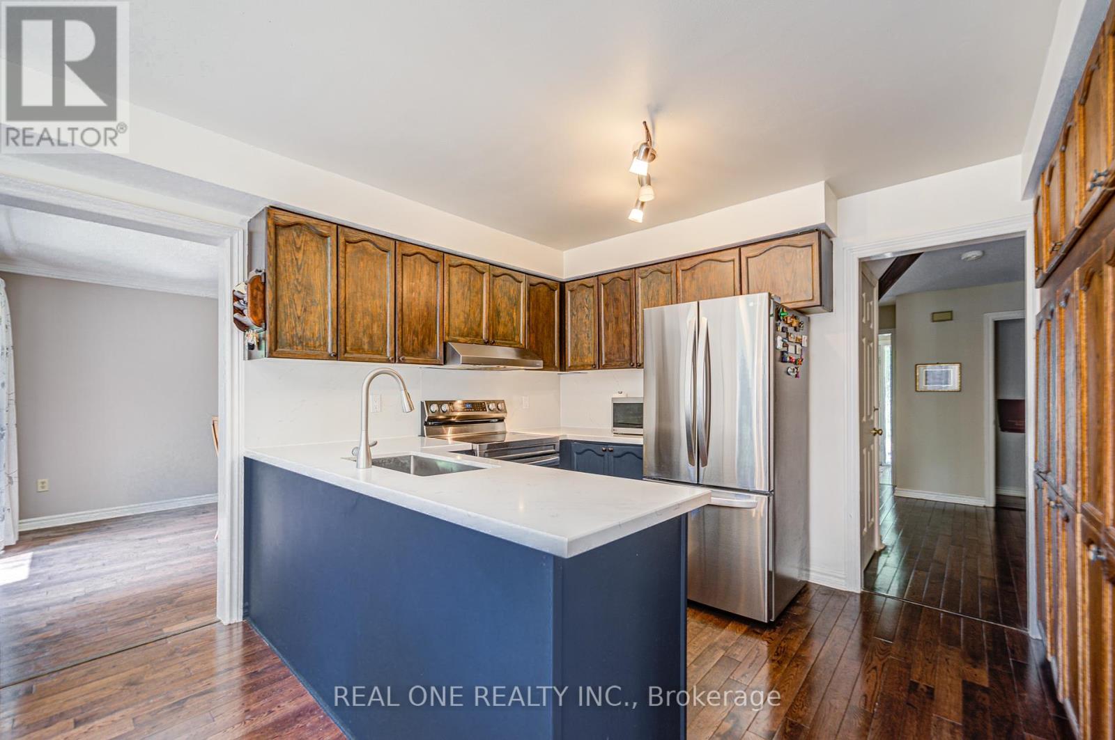 520 Blenheim Crescent, Oakville, Ontario  L6J 6P3 - Photo 17 - W12306810