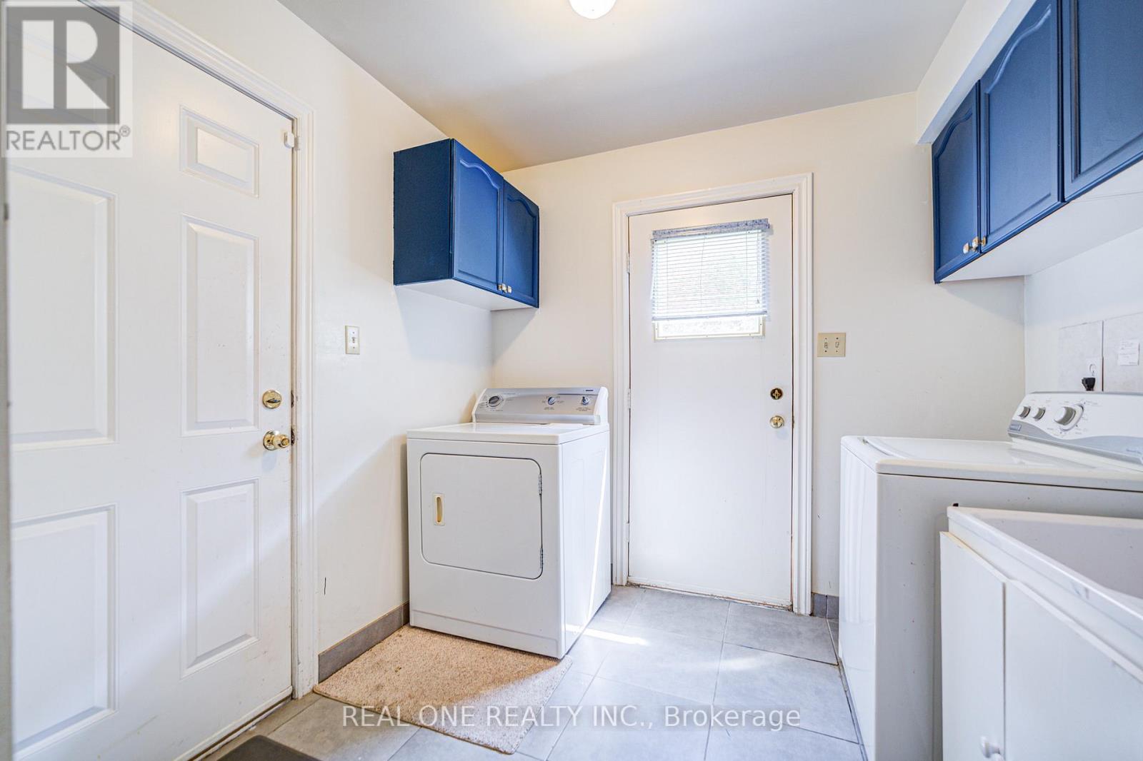 520 Blenheim Crescent, Oakville, Ontario  L6J 6P3 - Photo 23 - W12306810