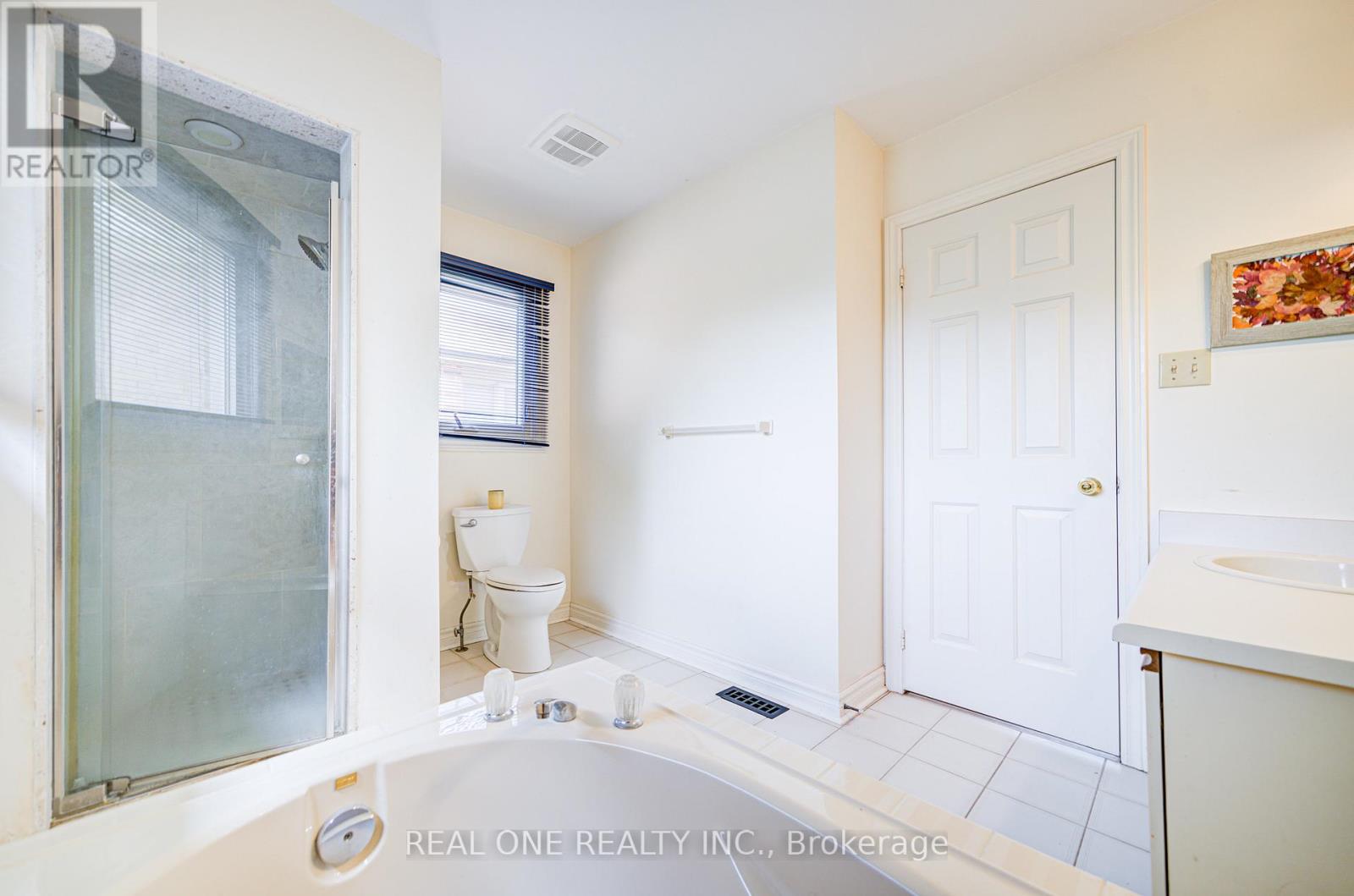 520 Blenheim Crescent, Oakville, Ontario  L6J 6P3 - Photo 33 - W12306810