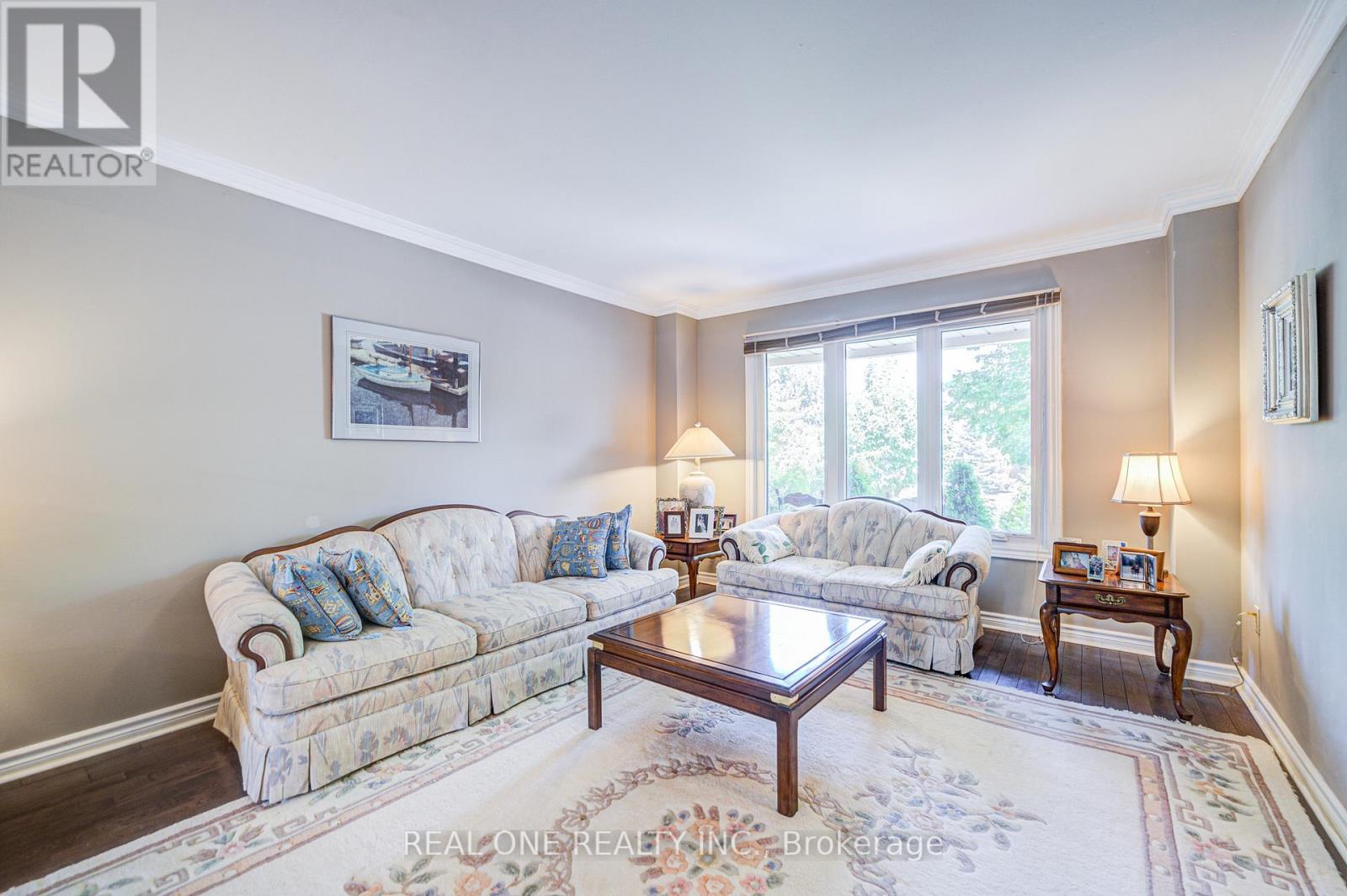 520 Blenheim Crescent, Oakville, Ontario  L6J 6P3 - Photo 7 - W12306810