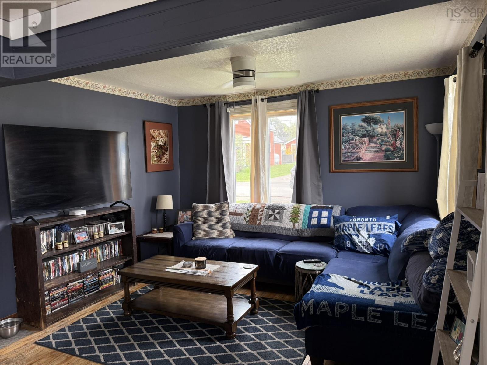 5 Cornwall Street, Amherst, Nova Scotia  B4H 1H3 - Photo 32 - 202514016