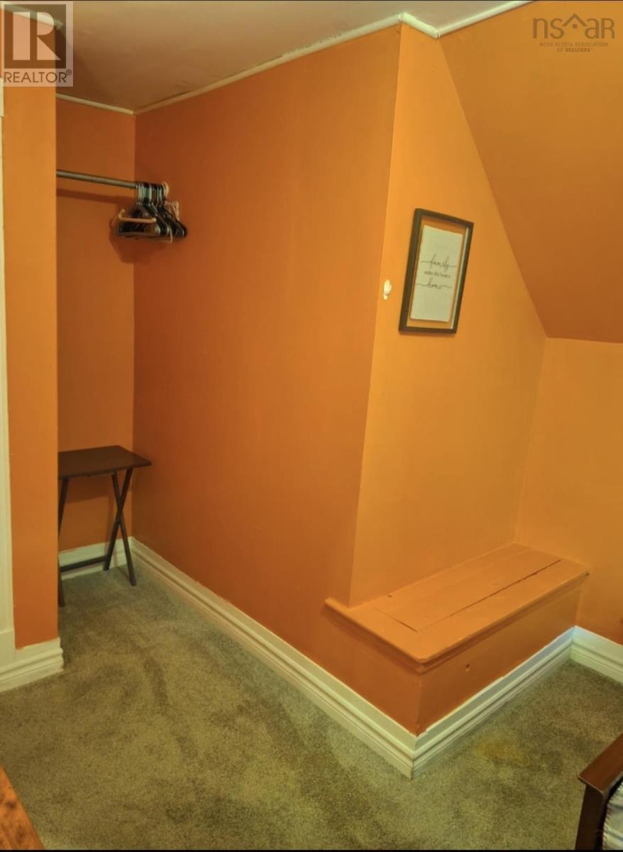 5 Cornwall Street, Amherst, Nova Scotia  B4H 1H3 - Photo 40 - 202514016