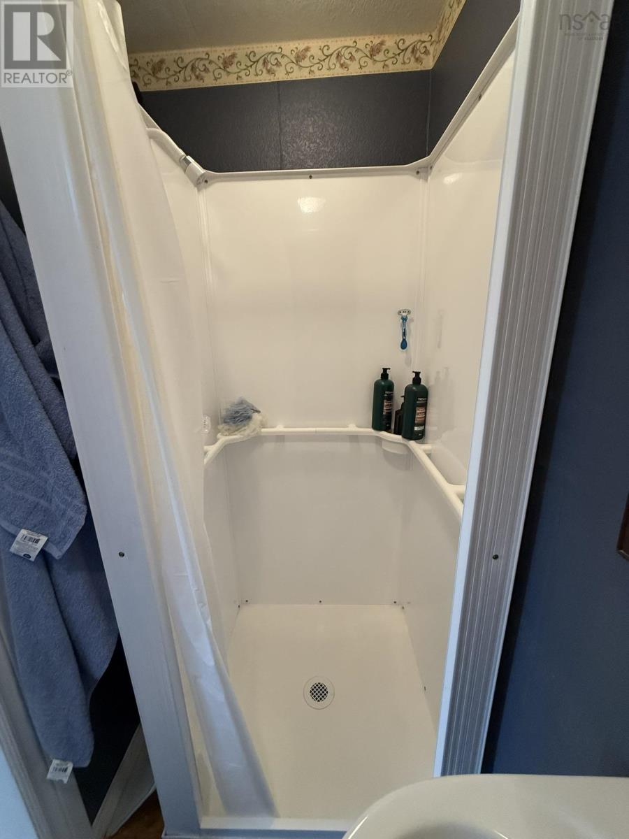 5 Cornwall Street, Amherst, Nova Scotia  B4H 1H3 - Photo 34 - 202514016