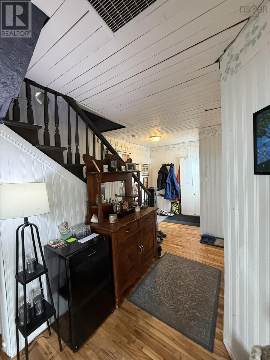 5 Cornwall Street, Amherst, Nova Scotia  B4H 1H3 - Photo 37 - 202514016