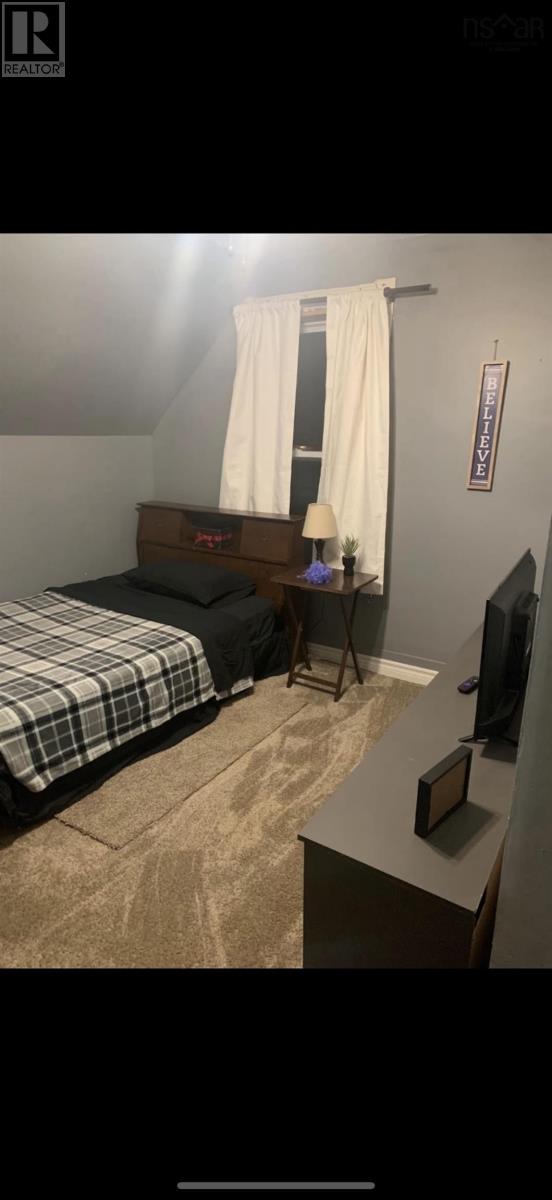 5 Cornwall Street, Amherst, Nova Scotia  B4H 1H3 - Photo 47 - 202514016