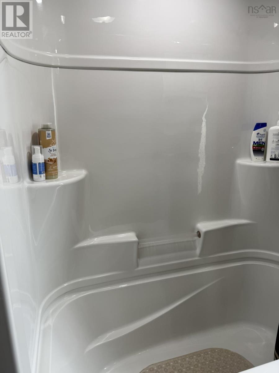 5 Cornwall Street, Amherst, Nova Scotia  B4H 1H3 - Photo 50 - 202514016