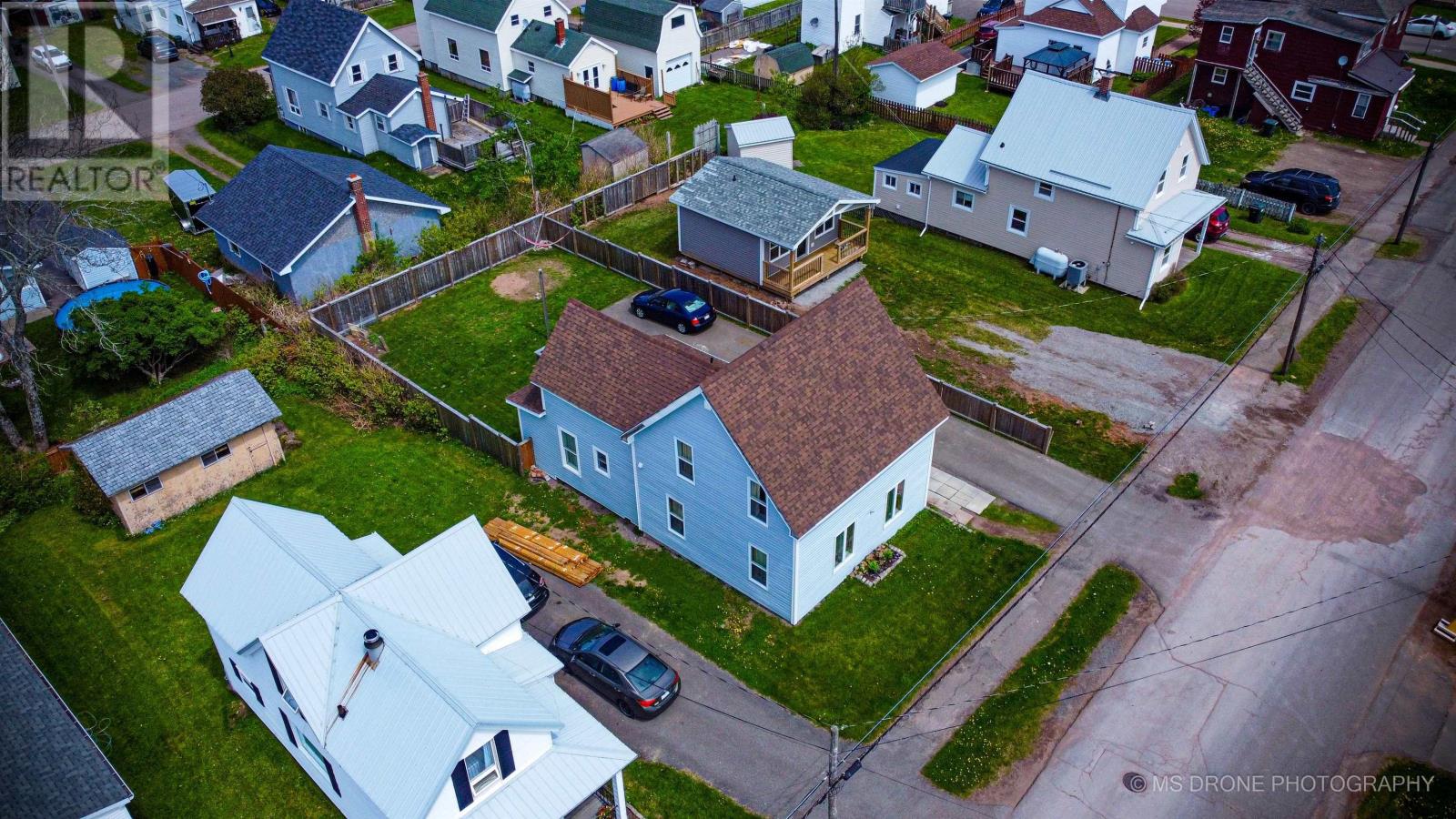 5 Cornwall Street, Amherst, Nova Scotia  B4H 1H3 - Photo 5 - 202514016