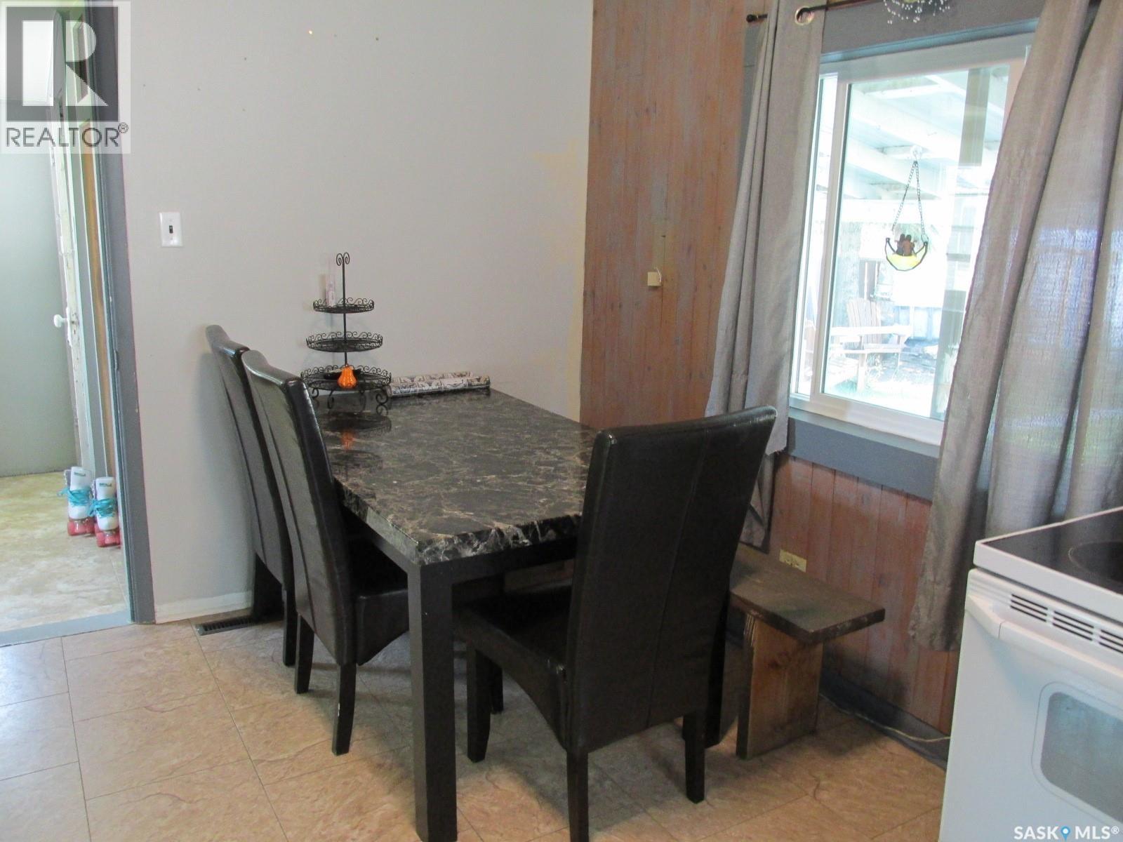 304 1st Street W, Nipawin, Saskatchewan  S0E 1E0 - Photo 14 - SK013763