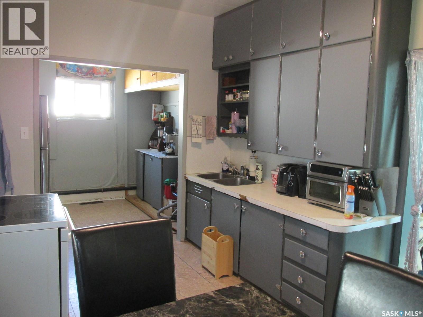 304 1st Street W, Nipawin, Saskatchewan  S0E 1E0 - Photo 7 - SK013763