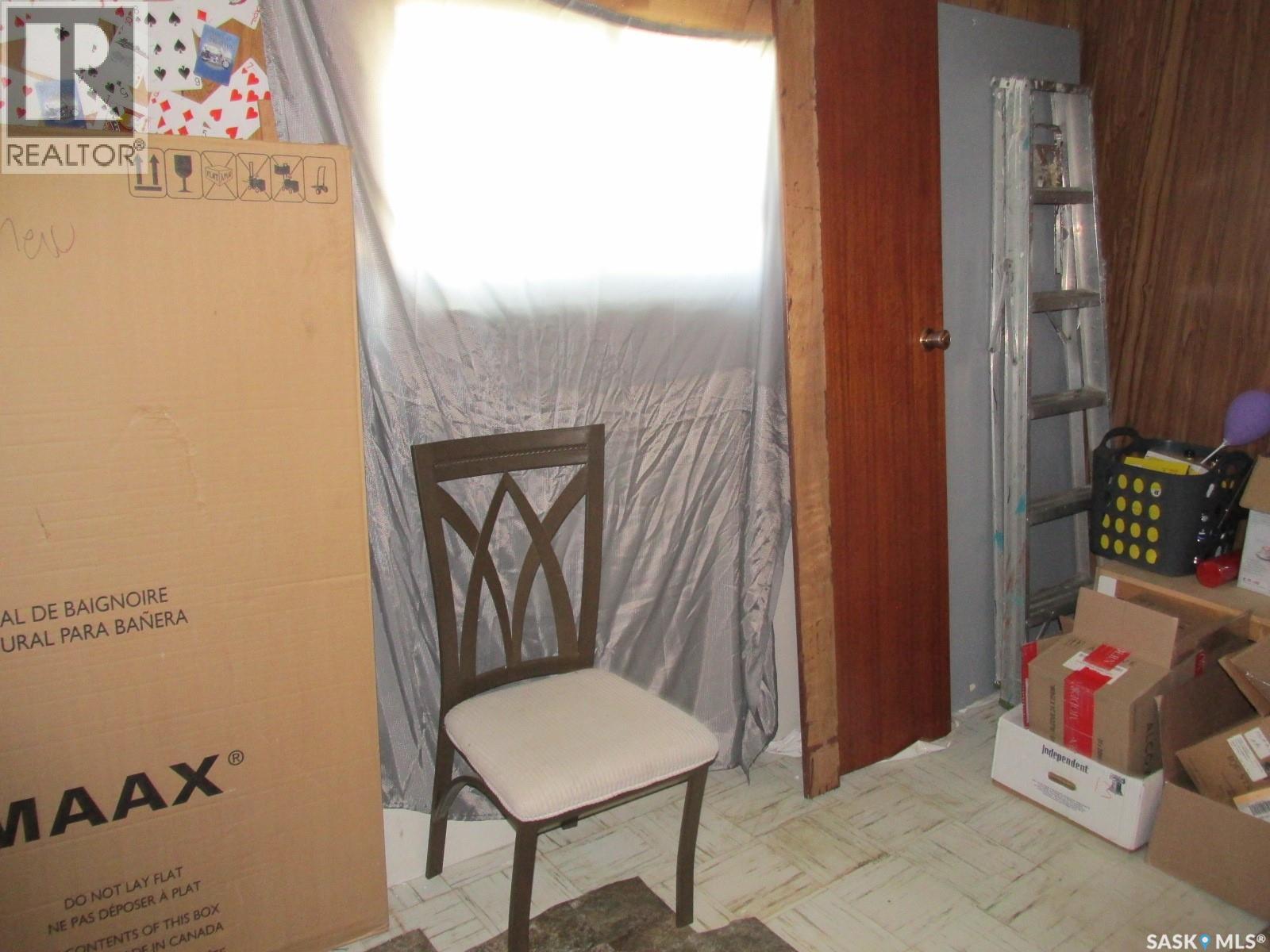 304 1st Street W, Nipawin, Saskatchewan  S0E 1E0 - Photo 9 - SK013763