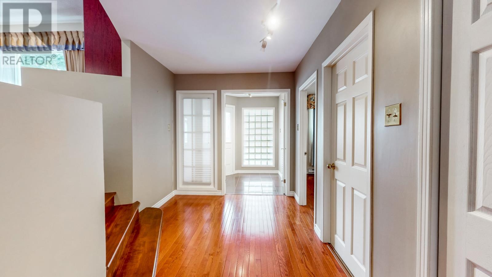 Property at 13 Calgary Street image 4