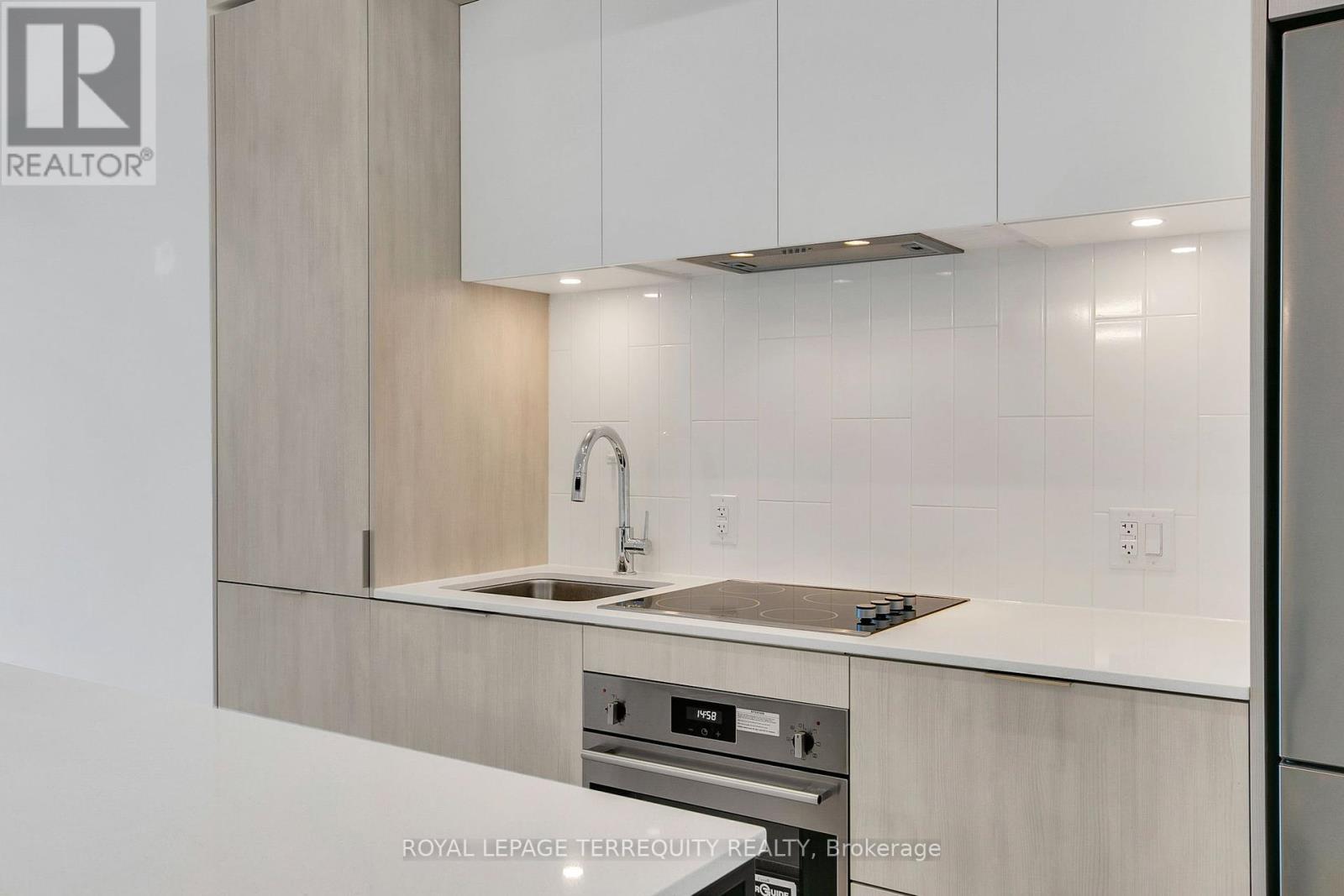 205 - 130 River Street, Toronto, Ontario  M5A 0R8 - Photo 10 - C12306878