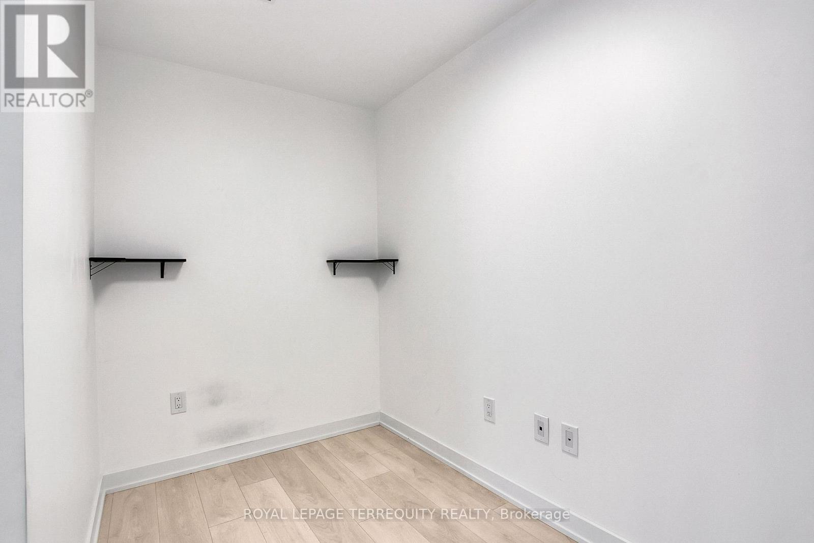 205 - 130 River Street, Toronto, Ontario  M5A 0R8 - Photo 12 - C12306878