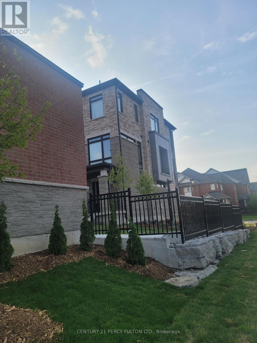36 Lord Drive, Ajax, Ontario  L1S 0B9 - Photo 4 - E12306907