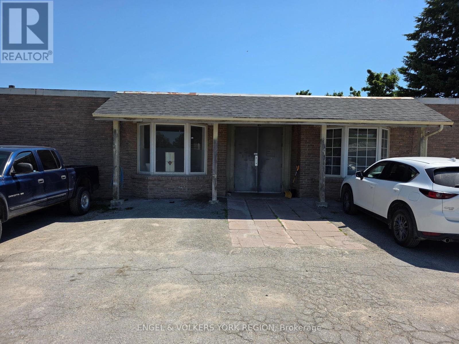 #4 - 1344 Wellington Street W, King, Ontario  L7B 1K5 - Photo 13 - N12306853