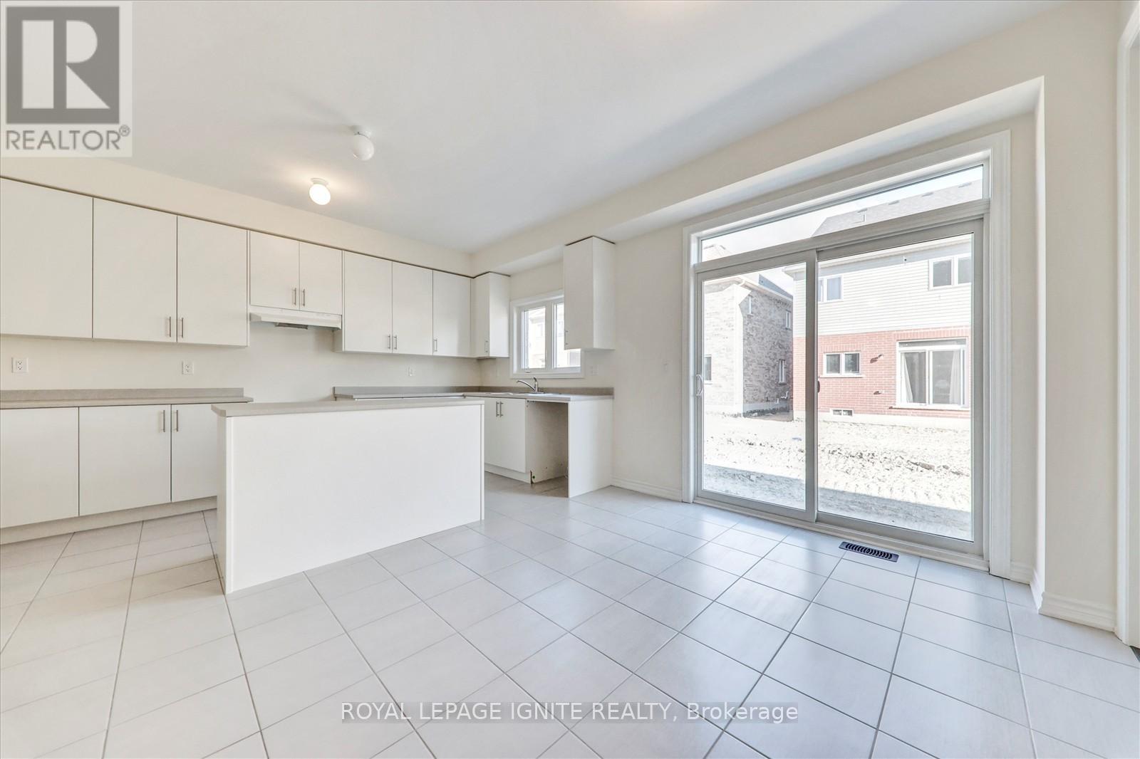 3 Grieve Street, Georgina, Ontario  L0E 1R0 - Photo 13 - N12306883