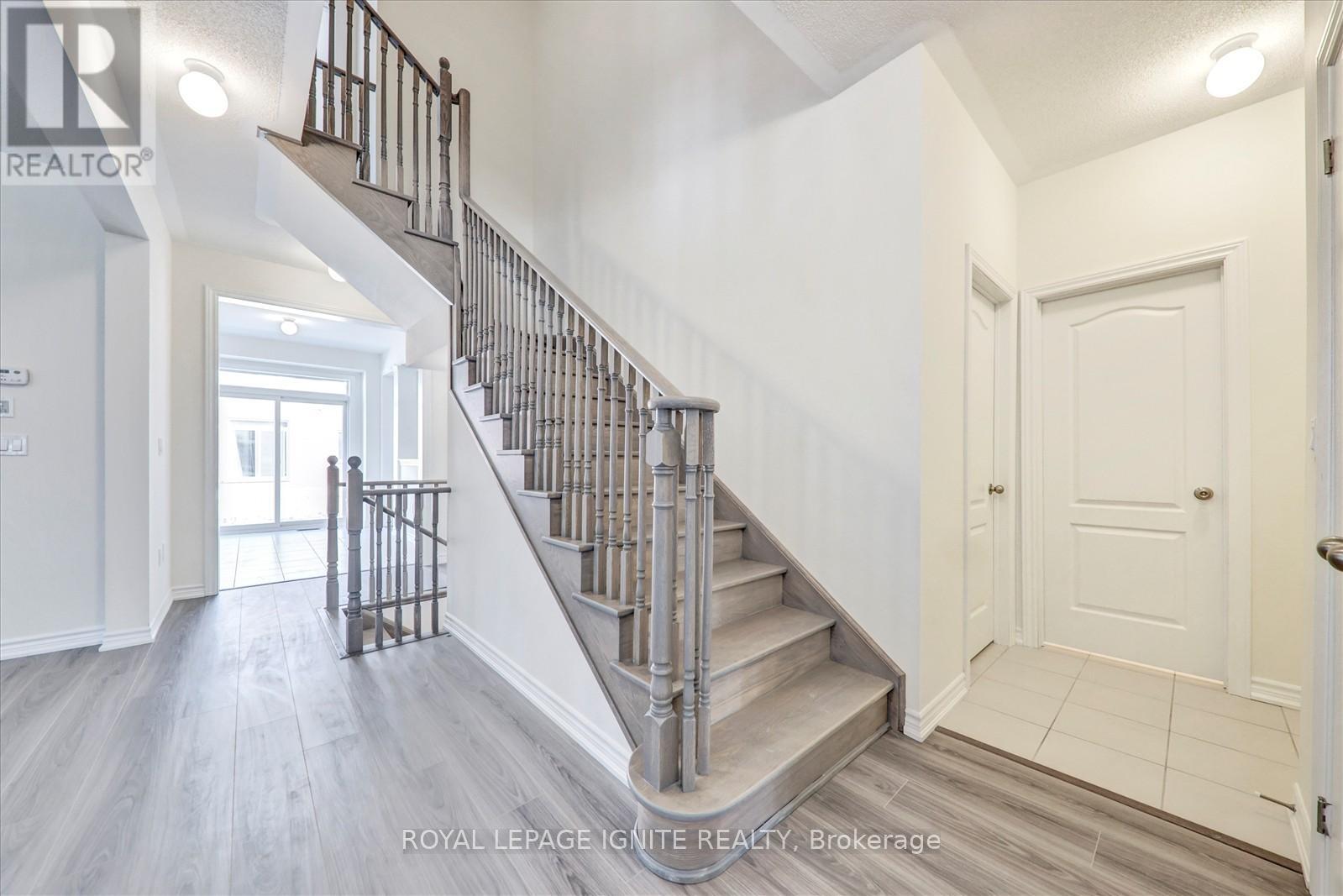 3 Grieve Street, Georgina, Ontario  L0E 1R0 - Photo 22 - N12306883
