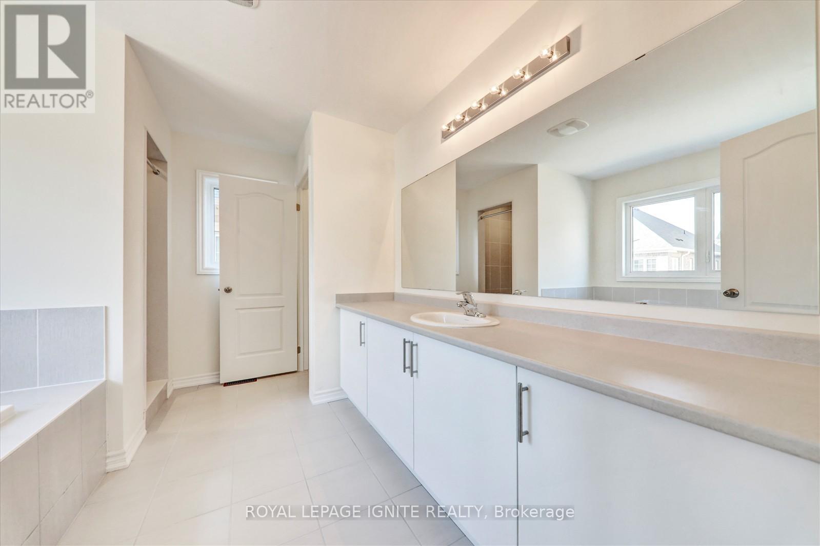 3 Grieve Street, Georgina, Ontario  L0E 1R0 - Photo 26 - N12306883