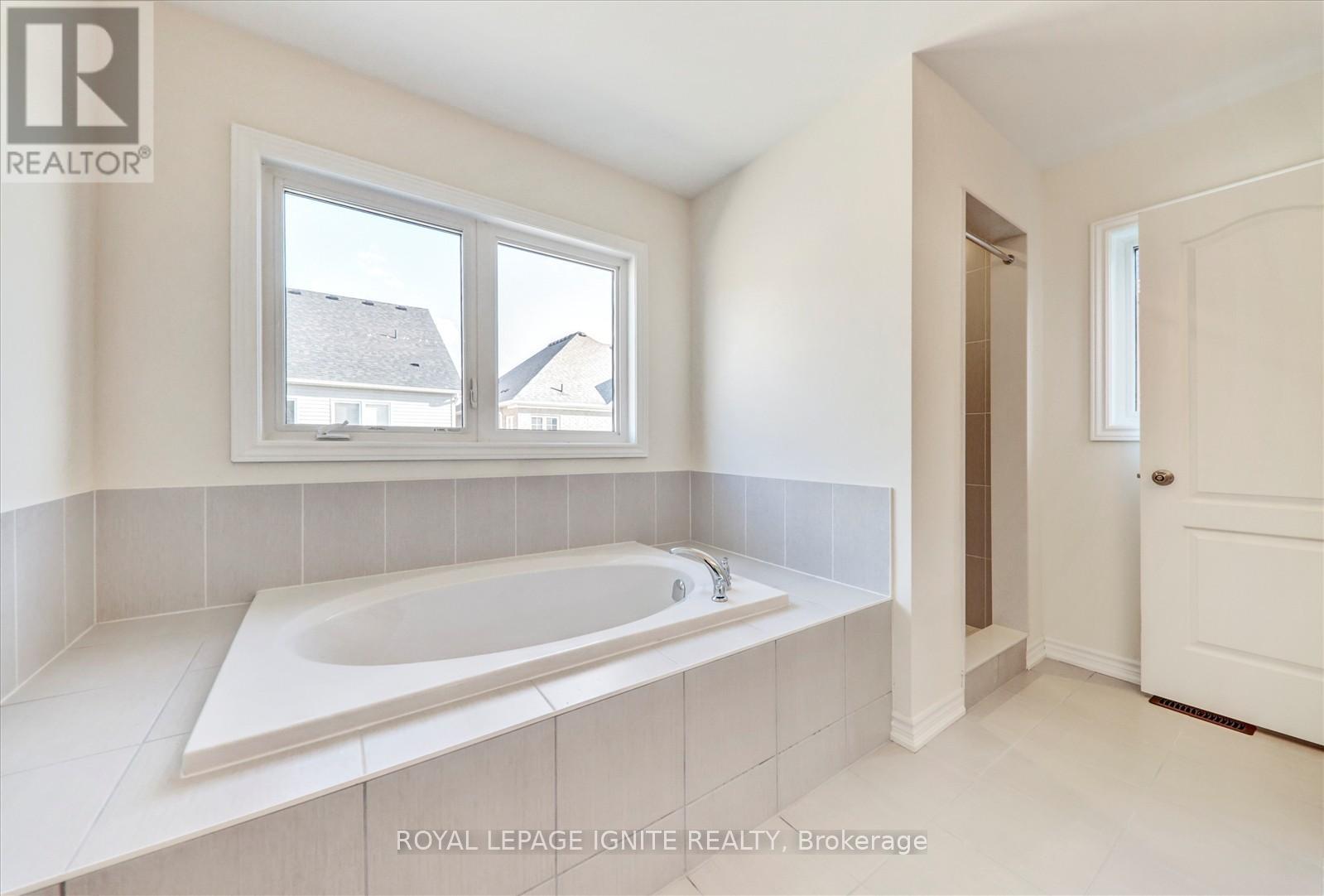 3 Grieve Street, Georgina, Ontario  L0E 1R0 - Photo 27 - N12306883