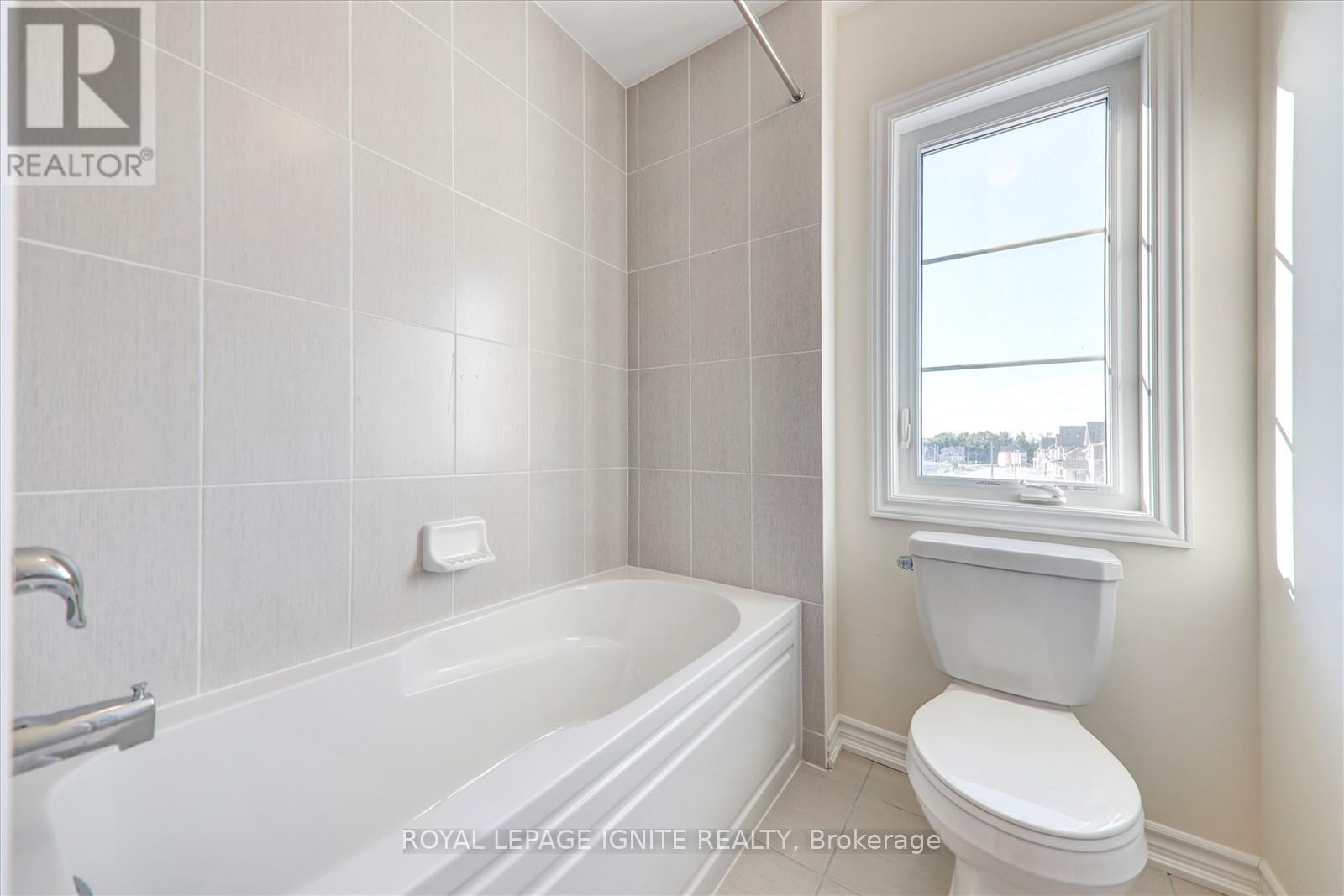 3 Grieve Street, Georgina, Ontario  L0E 1R0 - Photo 37 - N12306883