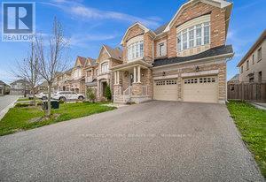 Property at 19 MADOC PLACE image 2