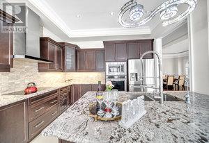 19 Madoc Place, Vaughan, Ontario  L4L 1A6 - Photo 23 - N12306967