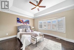 19 Madoc Place, Vaughan, Ontario  L4L 1A6 - Photo 35 - N12306967