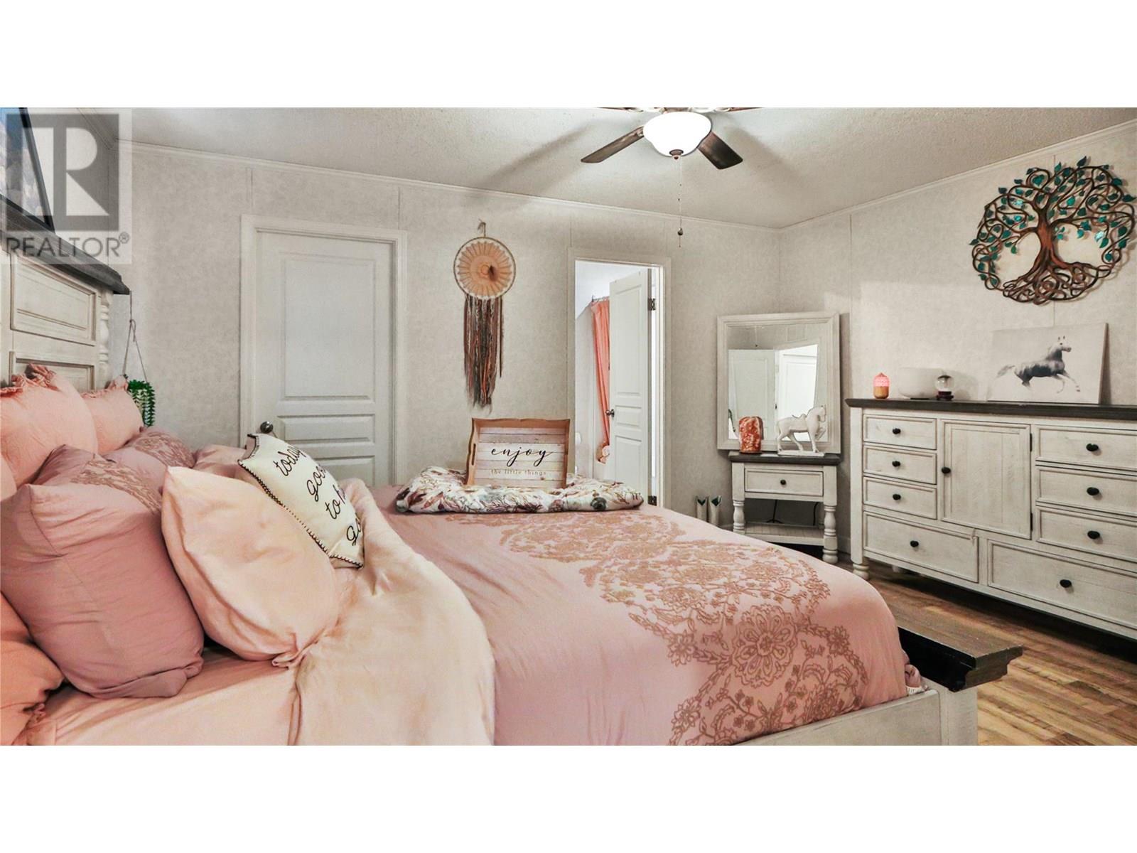 5630 Burton Road, Bridesville, British Columbia  V0H 1Y0 - Photo 20 - 10332873