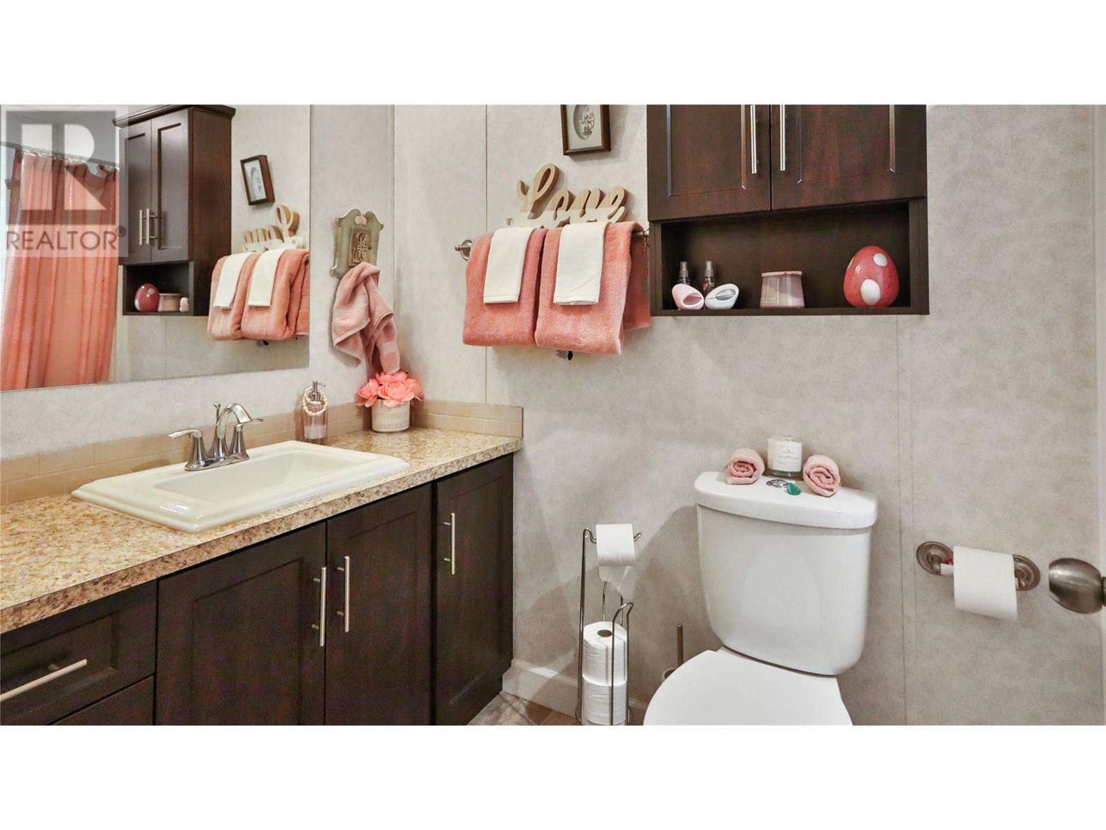 5630 Burton Road, Bridesville, British Columbia  V0H 1Y0 - Photo 22 - 10332873