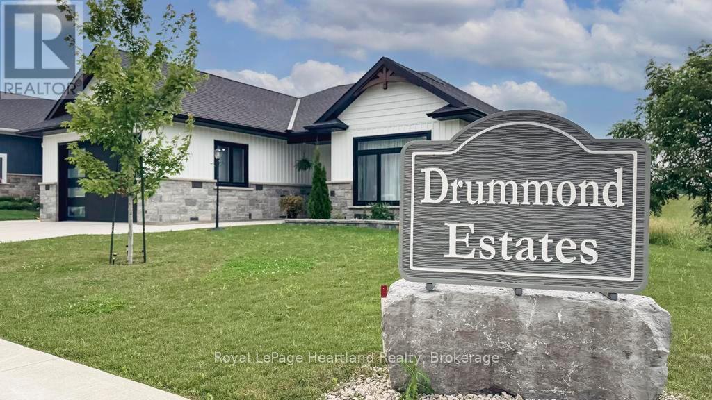 648 Gloria Street, North Huron, Ontario  N0M 1H0 - Photo 44 - X12307021