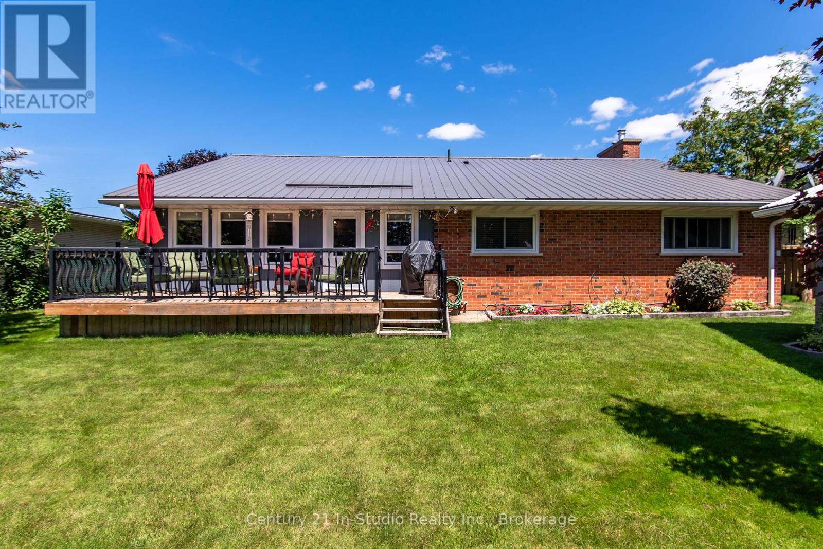 62 Edith Avenue, Grey Highlands, Ontario  N0C 1H0 - Photo 5 - X12307073