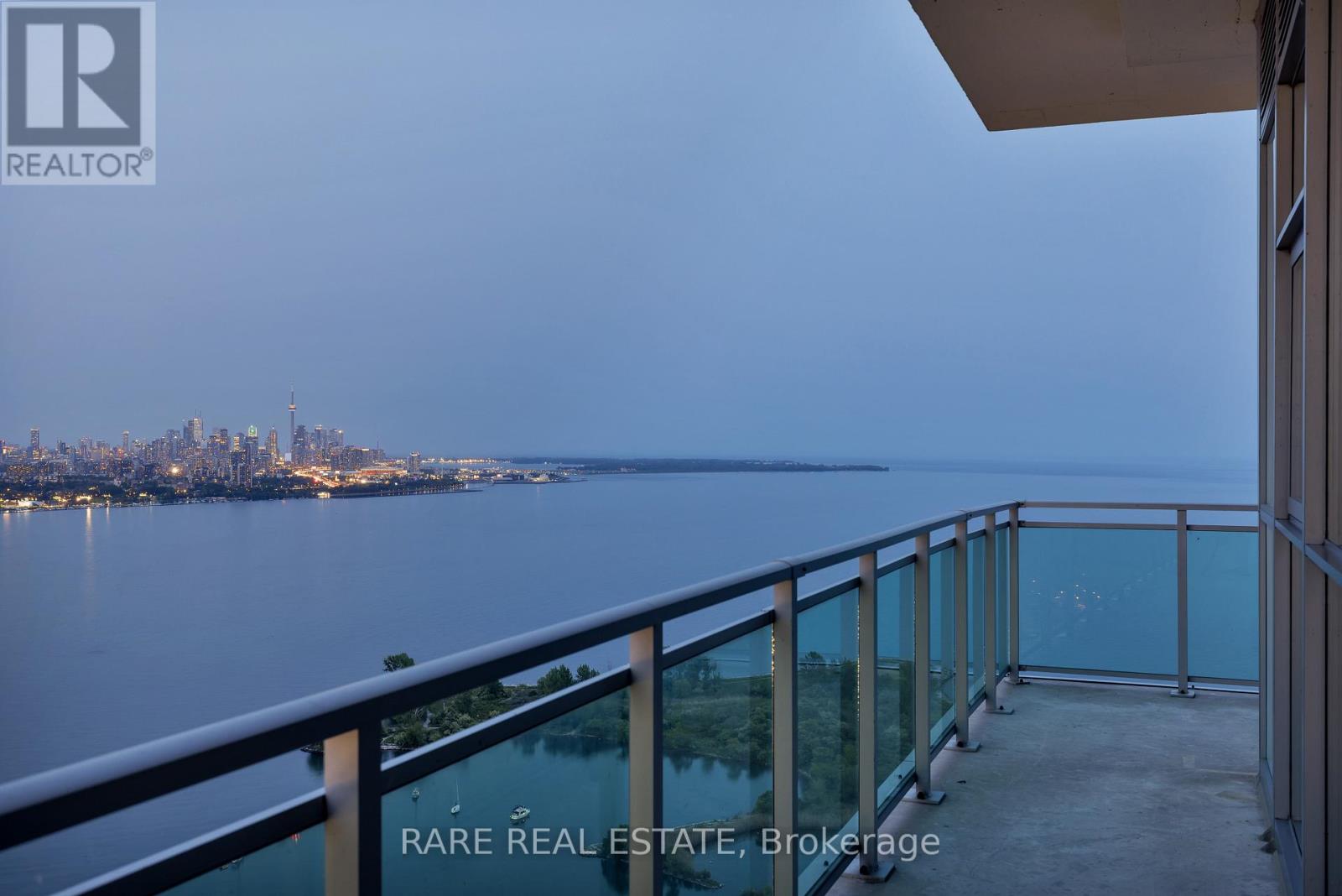 Uph4103 - 33 Shore Breeze Drive, Toronto, Ontario  M8V 0G1 - Photo 3 - W12306965
