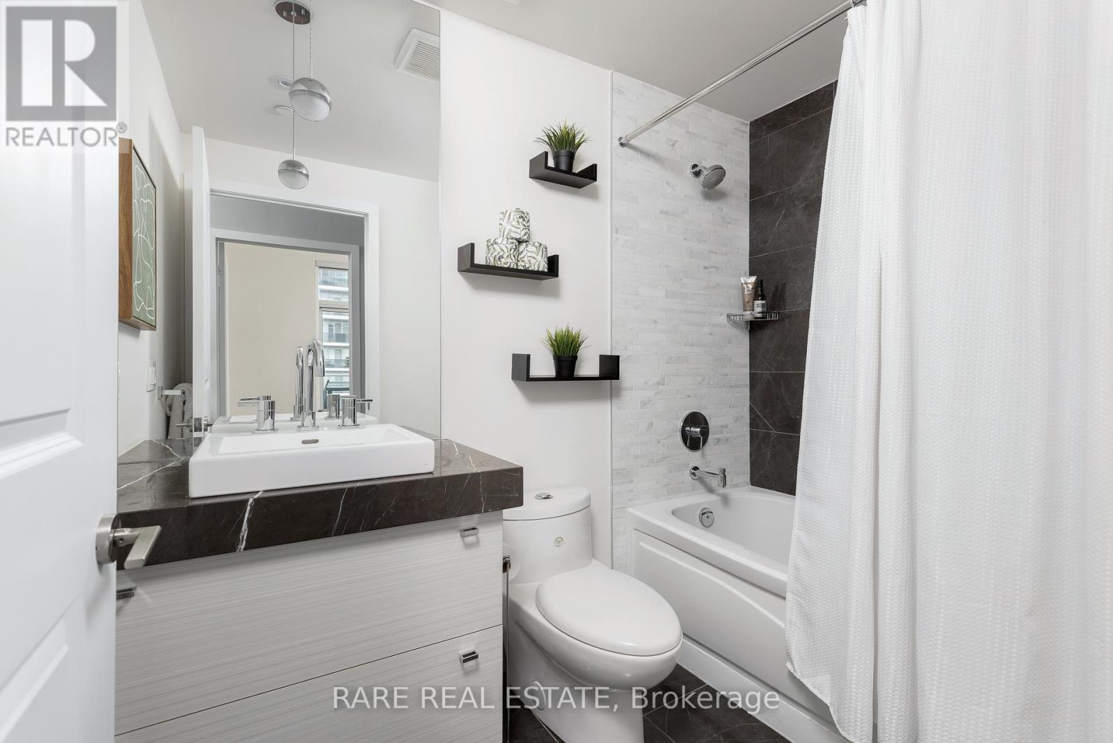 Uph4103 - 33 Shore Breeze Drive, Toronto, Ontario  M8V 0G1 - Photo 38 - W12306965