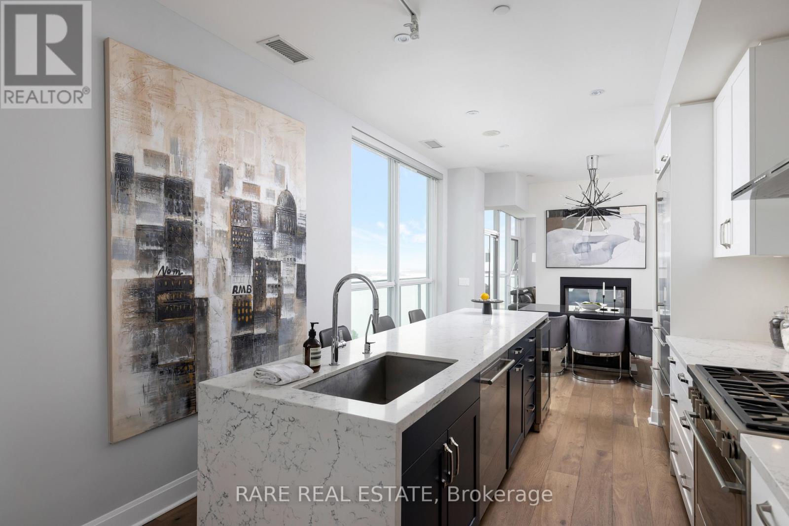 Uph4103 - 33 Shore Breeze Drive, Toronto, Ontario  M8V 0G1 - Photo 6 - W12306965
