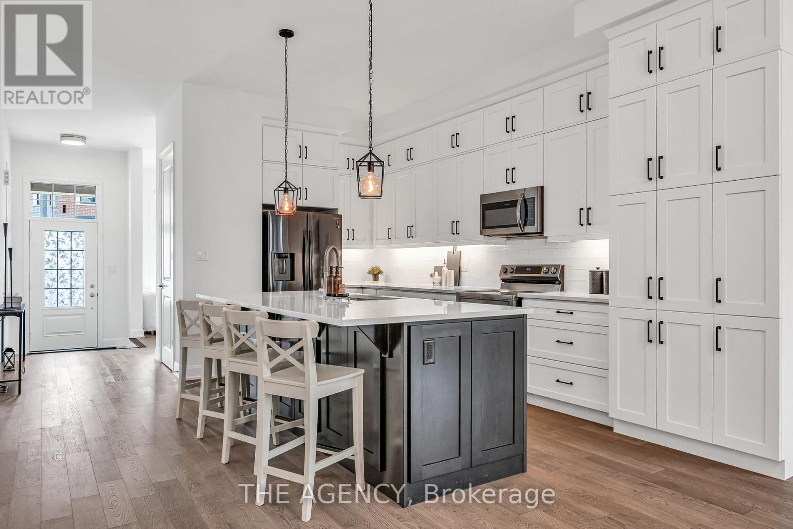 3045 William Cutmore Boulevard, Oakville, Ontario  L6H 3S2 - Photo 8 - W12306982