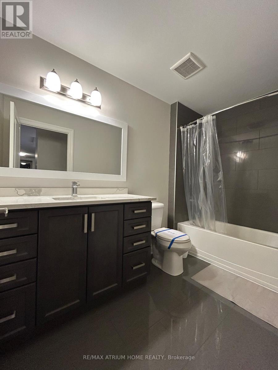 304 - 260 Villagewalk Boulevard, London North, Ontario  N6G 0W6 - Photo 8 - X12306927