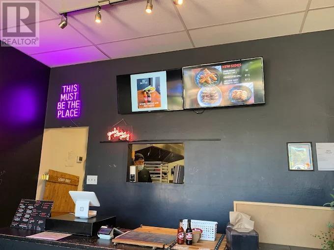 2630 Sasamat Street, Vancouver, British Columbia  V6R 2J1 - Photo 8 - C8071035