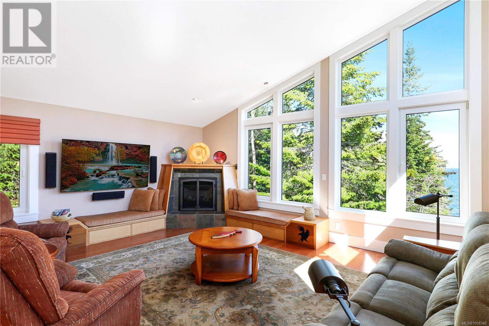 6520 Eagles Dr, Courtenay, British Columbia  V9J 1V4 - Photo 14 - 1008342