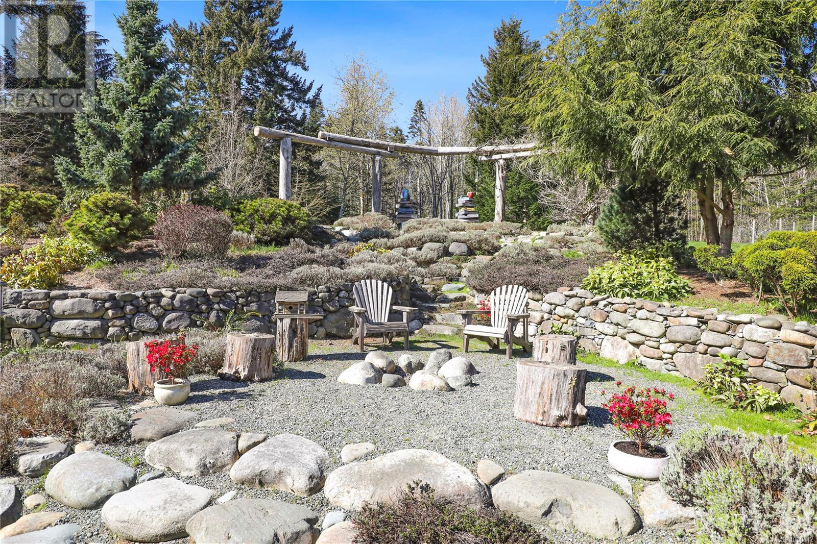6520 Eagles Dr, Courtenay, British Columbia  V9J 1V4 - Photo 23 - 1008342