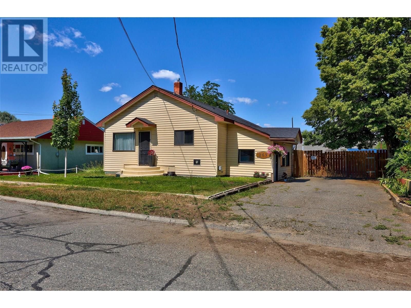 Property at 269 Beach Avenue image 2