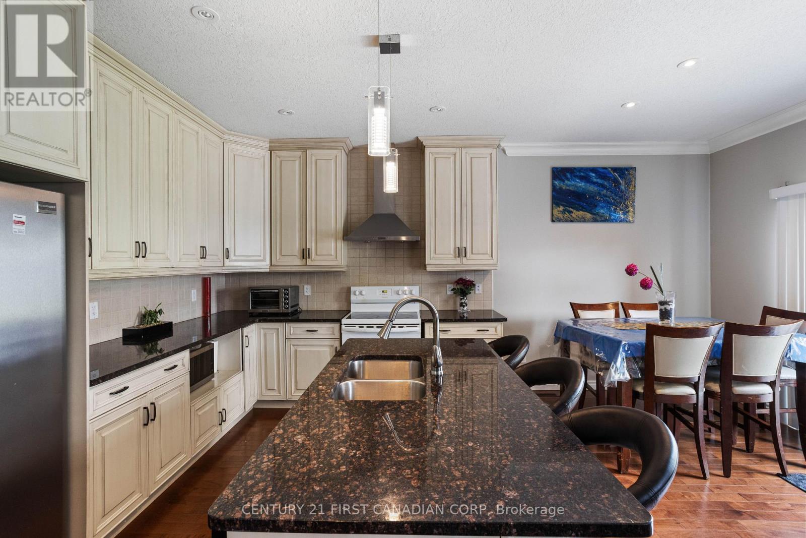 6621 Navin Crescent, London South (South W), Ontario  N6P 0B6 - Photo 15 - X12307088