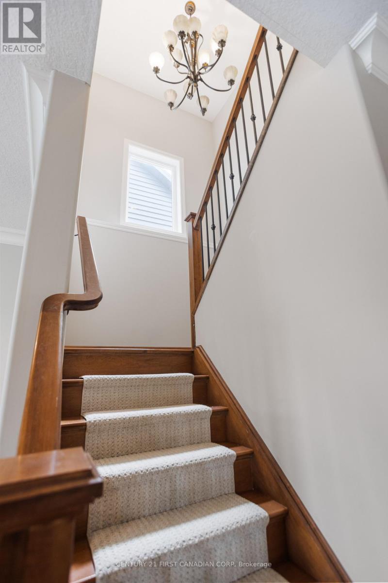 6621 Navin Crescent, London South (South W), Ontario  N6P 0B6 - Photo 21 - X12307088