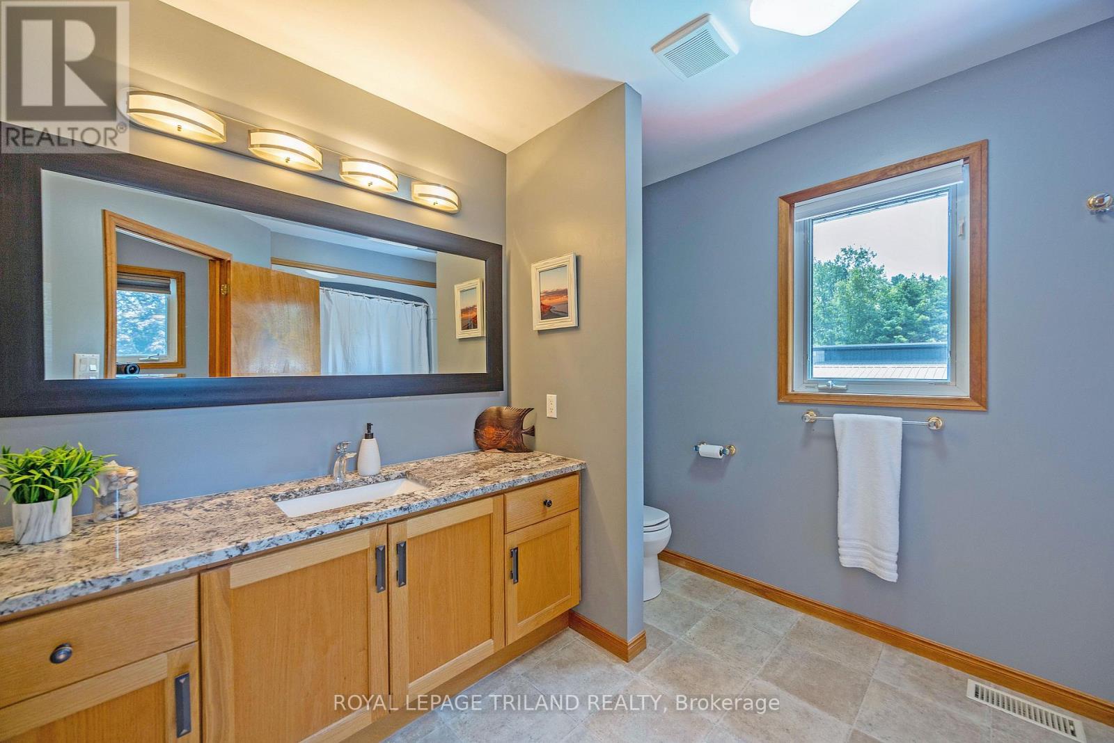 49345 Dexter Line, Malahide, Ontario  N5H 2R2 - Photo 22 - X12307092