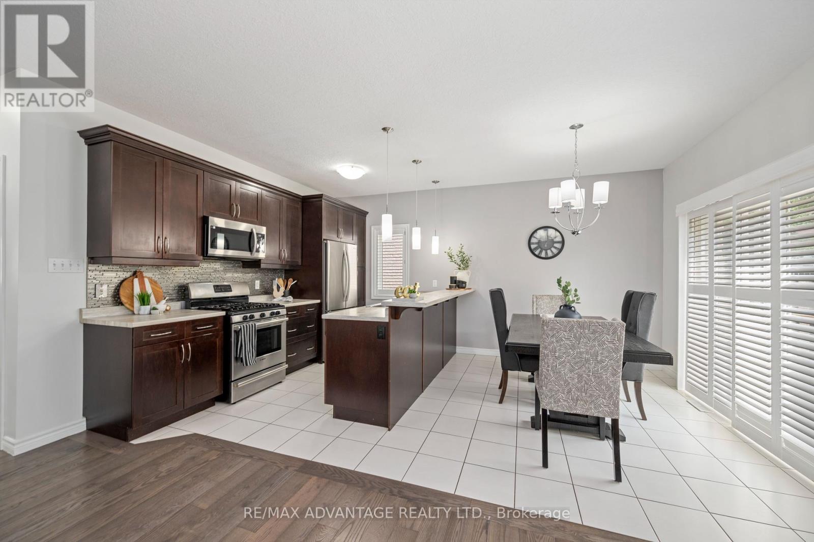 10 - 960 Bitterbush Crescent, London North, Ontario  N6H 0G1 - Photo 8 - X12307197