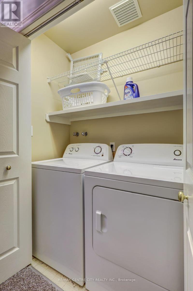 92 Glendale Drive, Tillsonburg, Ontario  N4G 5R2 - Photo 14 - X12307222