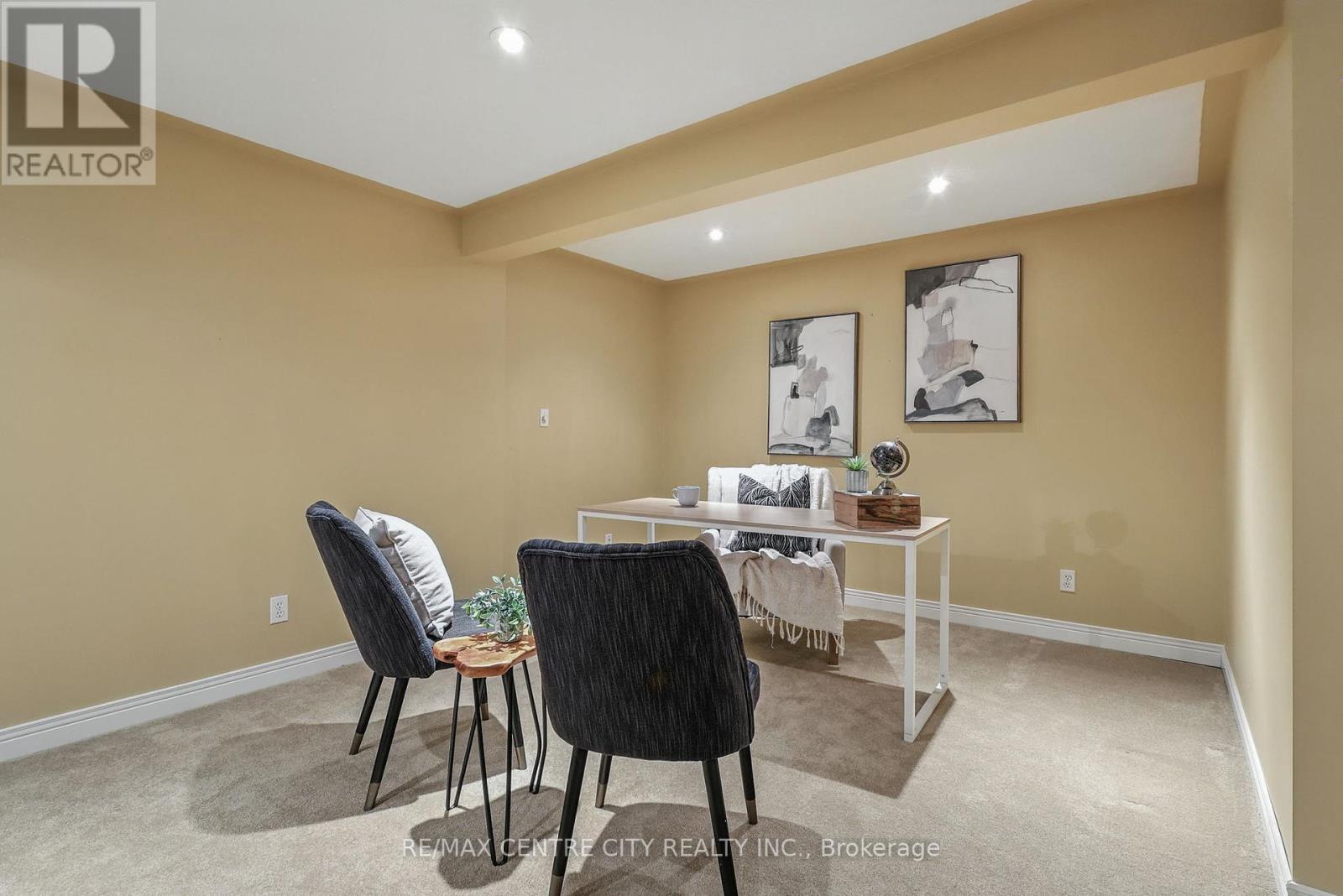 92 Glendale Drive, Tillsonburg, Ontario  N4G 5R2 - Photo 15 - X12307222